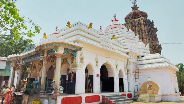 Sakshigopal Temple